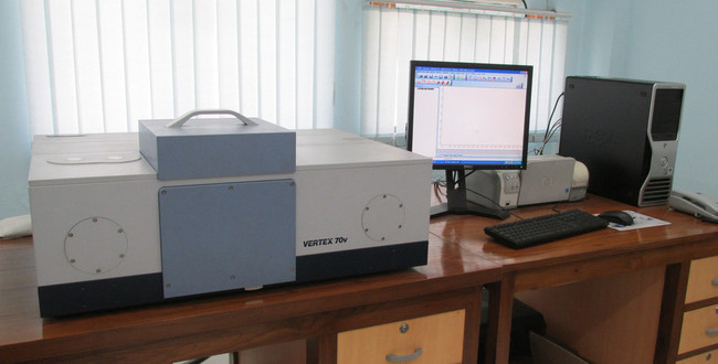 Bruker FTIR Spectrometer